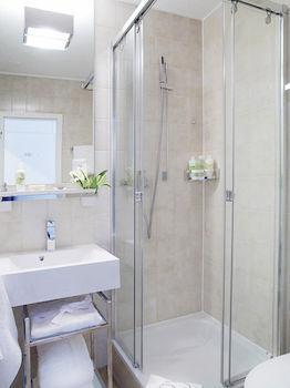 Visionapartments Chemin Des Epinettes - Contactless Check-In ローザンヌ エクステリア 写真